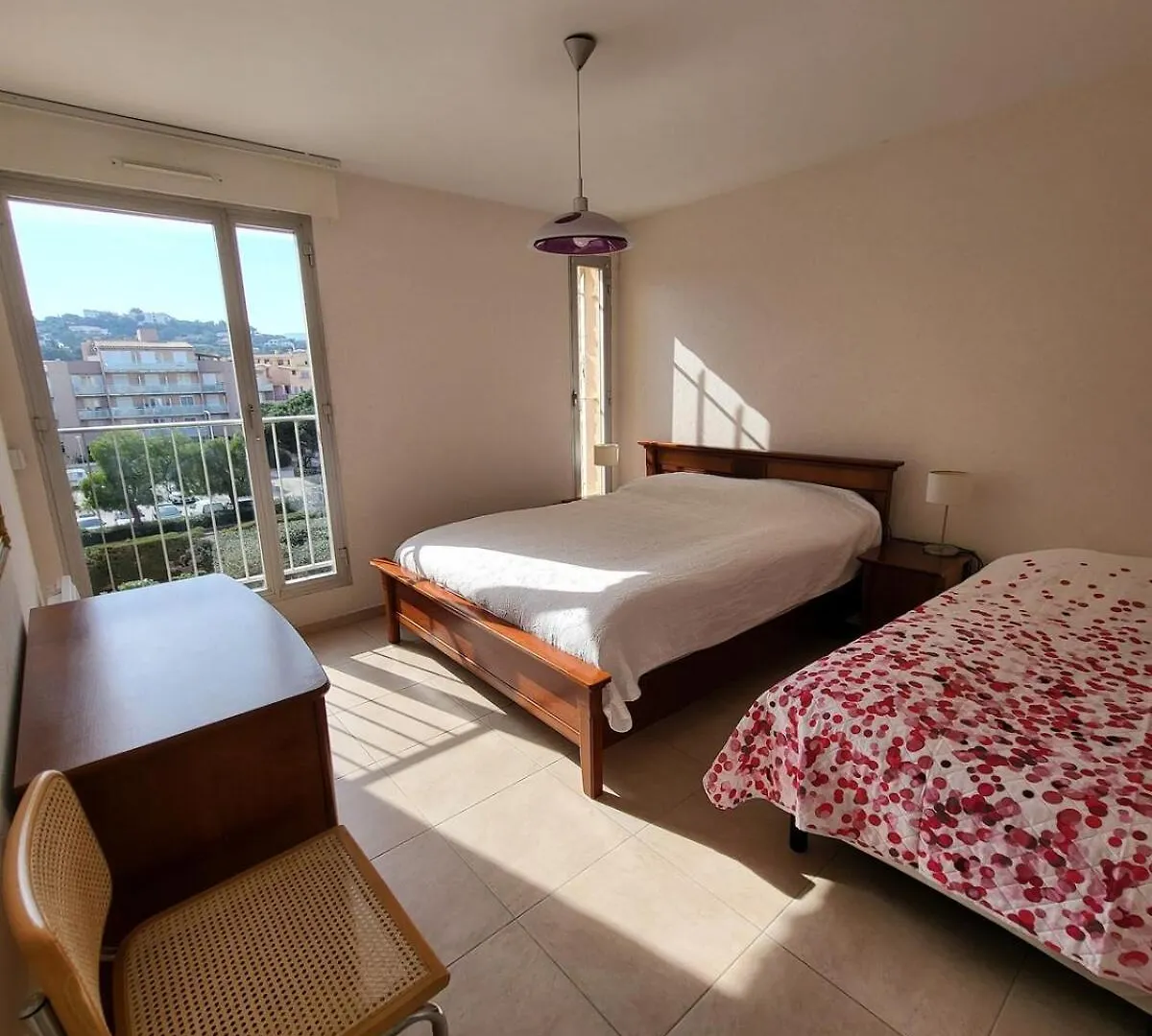 شقة Superbe Appartement T3 Vue Mer En Centre Ville A 5 Minutes A Pied De La Place كافالير سور مير فرنسا
